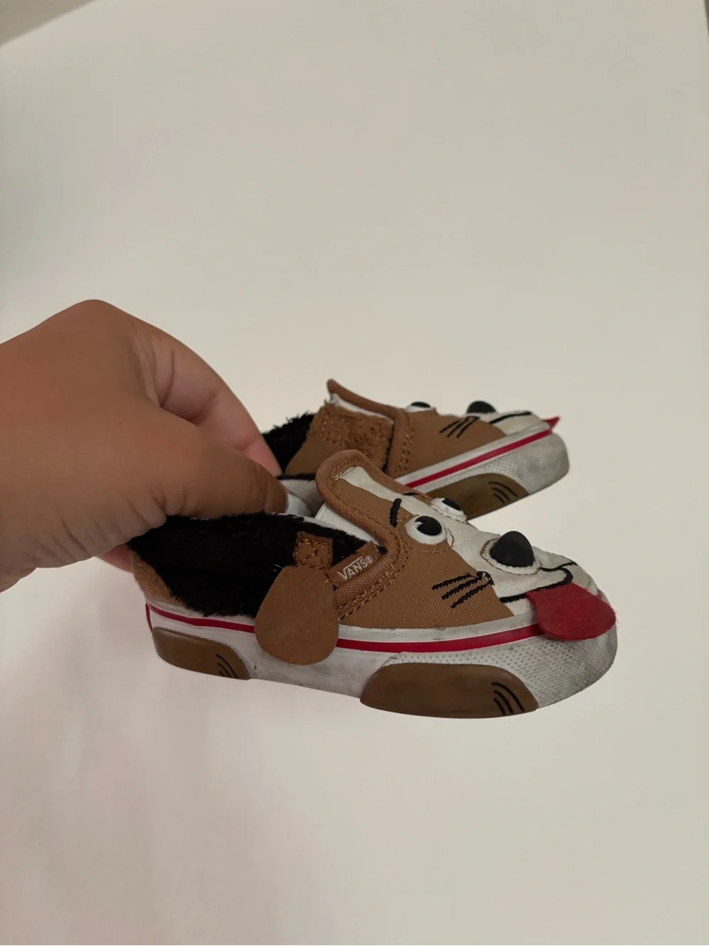 Vans Kids Brown and White Dog Face Slip-Ons with Red Tongue